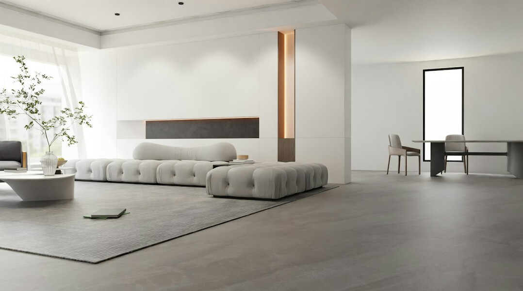 Intérieur moderne et lumineux avec mobilier minimaliste
